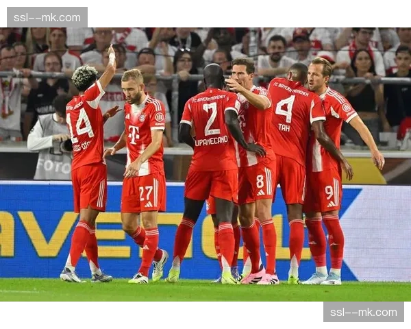 即时：弗赖堡vs美因茨比赛因球场照明故障中断15分钟