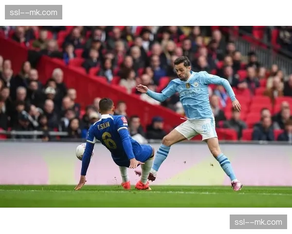 足总杯半决赛：曼联加时2-1淘汰切尔西，C罗攻入制胜点球